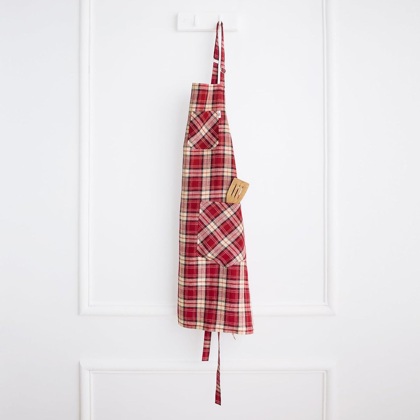 Solino Home Linen Bib Apron for Men & Women - Burgundy Kitchen Apron with Front Pockets - Handcrafted from European Flax