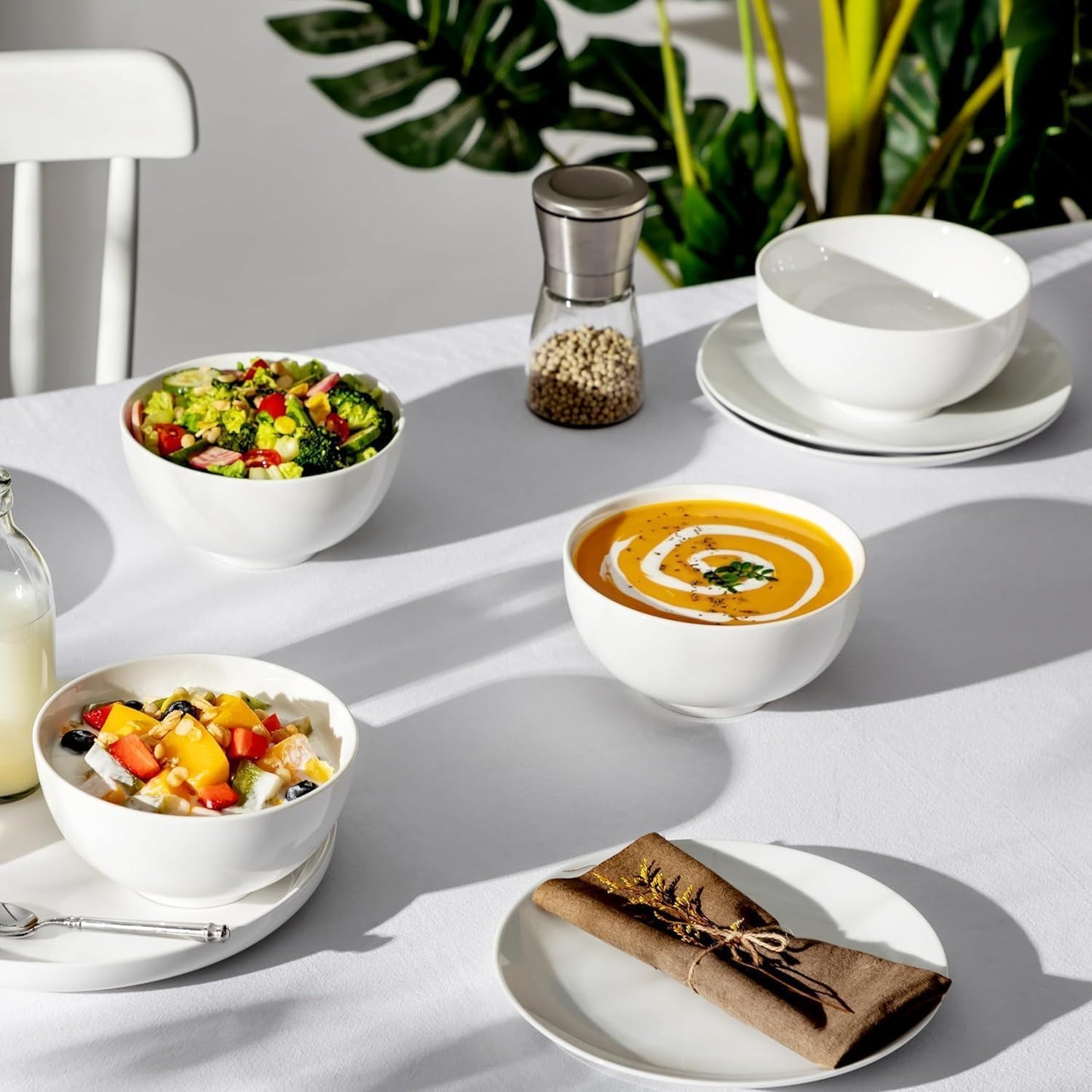MALACASA 26 OZ Porcelain Soup Bowls Set of 4, White Ceramic Bowls for Kitchen, Cereal Bowl for Oatmeal, Fruit, Salad, Ramen and Rice Bowl -Dishwasher & Microwave Safe Bowls,