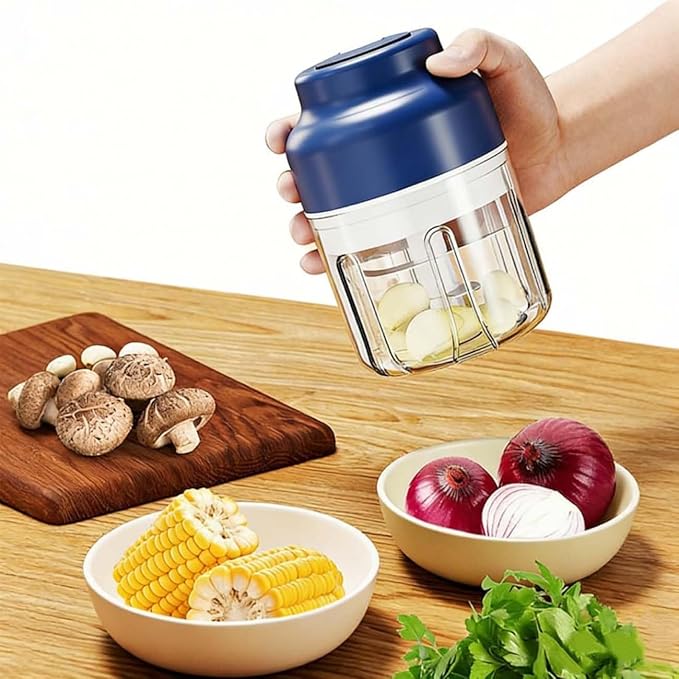 Household Electric Garlic Crusher, Electric Garlic Chopper, Mini Portable Veggie Chopper with 4/6 Stainless Steel Blades, Wireless Rechargeable Food Cutter for Garlic, Onion, Chili (2PCS-C,320ML)