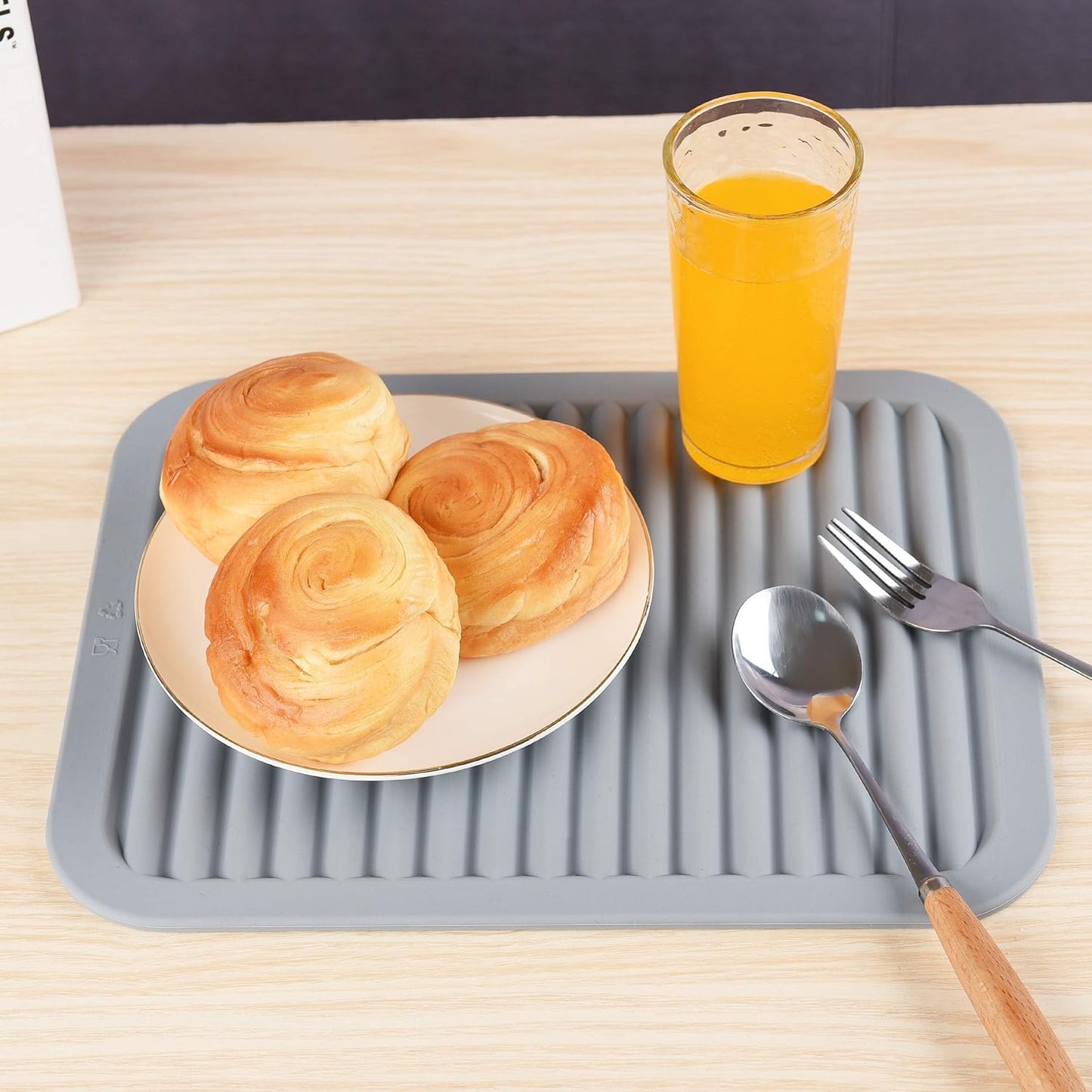 Silicone Trivets for Hot Pots&Pans-Trivet Mat-Hot Pads for Kitchen-Versatile Trivets for Hot Dishes-Heat Resistant Mats for Counter&Table, Pot Holders Drying Mat (9x12) Pack 2 Dark Grey