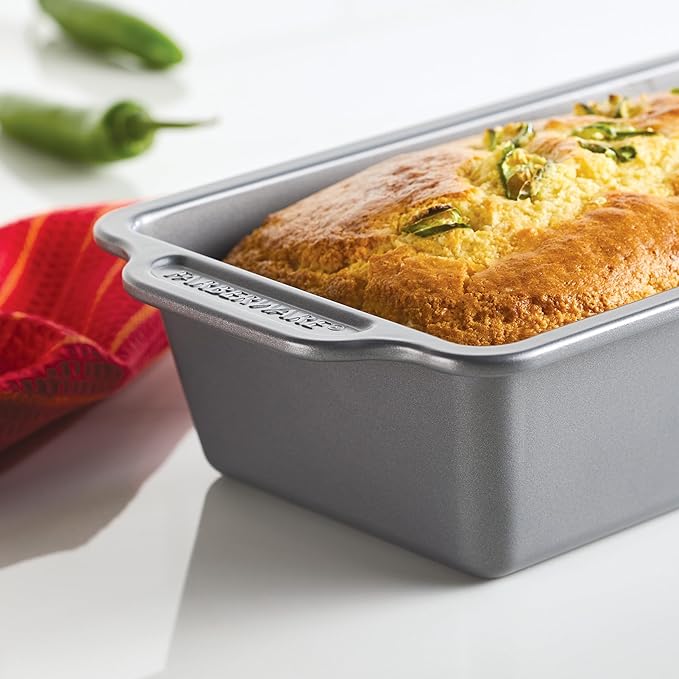 Farberware Steel Nonstick Baking, Includes Cookie, Loaf/Meatloaf, Cake Pan, 4 Piece Non Stick Bakeware Set, Gray